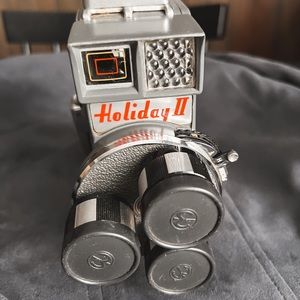 Vintage Mansfield Holiday II 8mm 3-lens camera